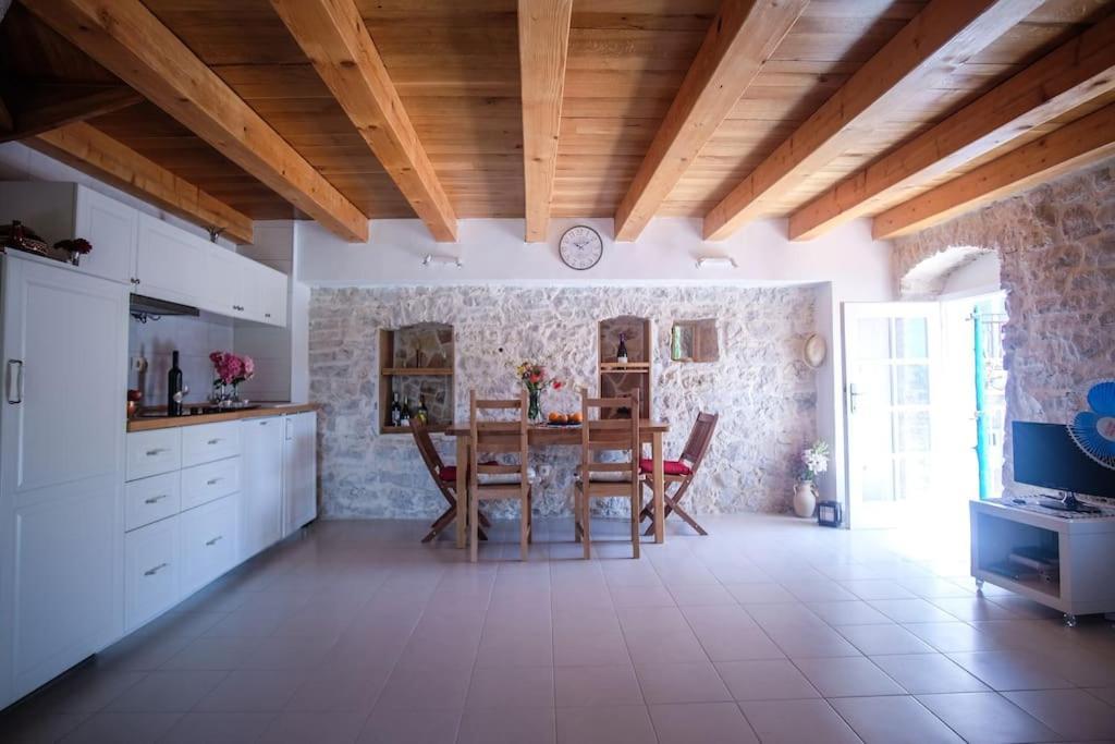 Stone House Kula Milica Villa Mala Cista Eksteriør bilde